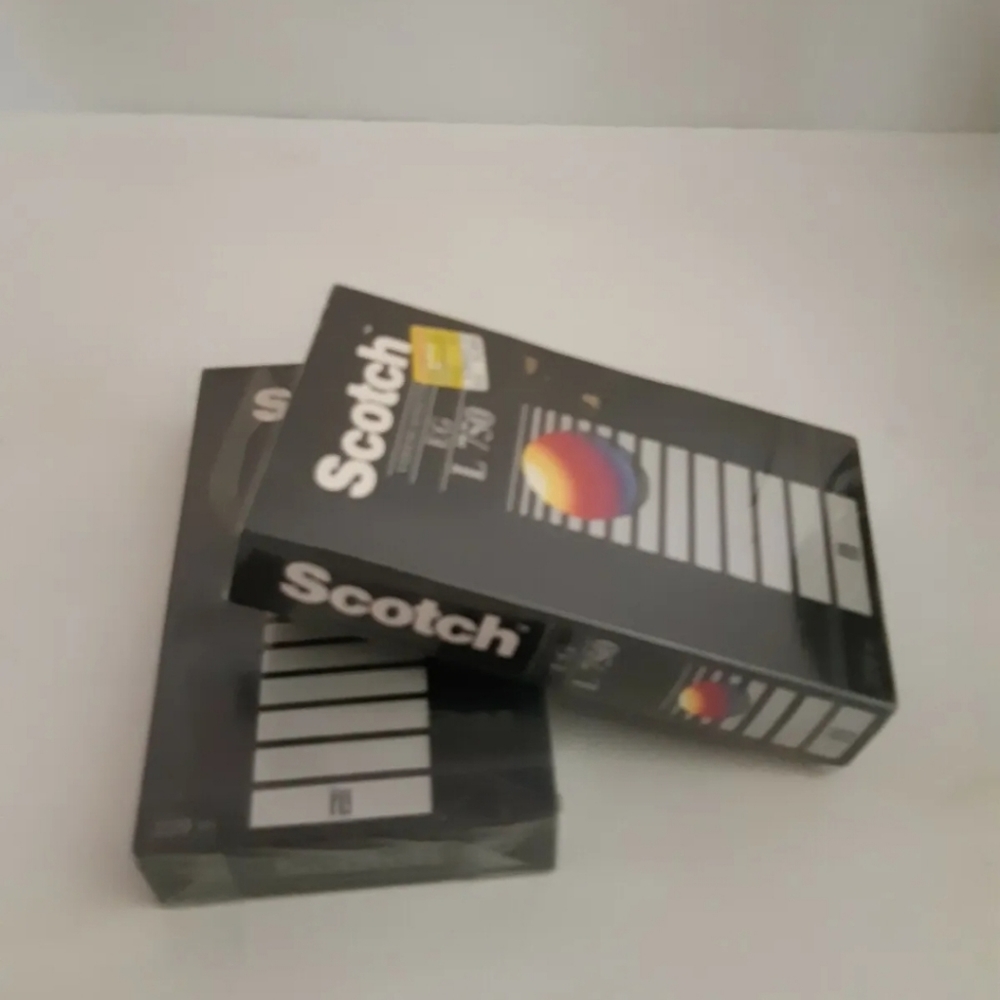 2 - Scotch Videocassette EG L 750 Beta Blank